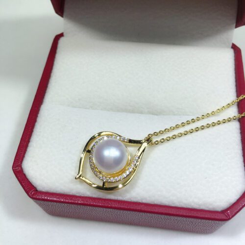 Gold plated real pearl pendant